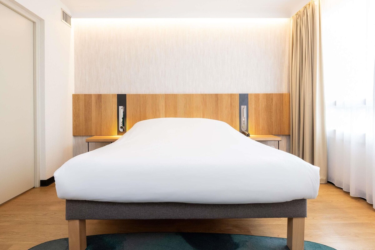 Biancheria da letto di alta qualità, materassi in memory foam, minibar