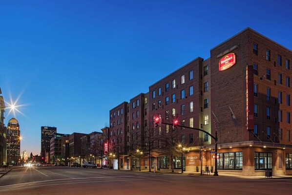 A hotel with a brick facade, multiple floors, and a prominent signage. - Residence Inn by Marriott Louisville Downtown (Louisville)