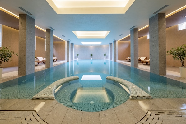 Sauna, steam room, aromatherapy, sports massages, 2 treatment rooms - Maison Sofia - MGallery (Sofia)