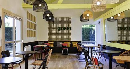greet Hotel Villeneuve La Garenne