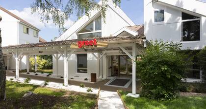 greet Hotel Villeneuve La Garenne