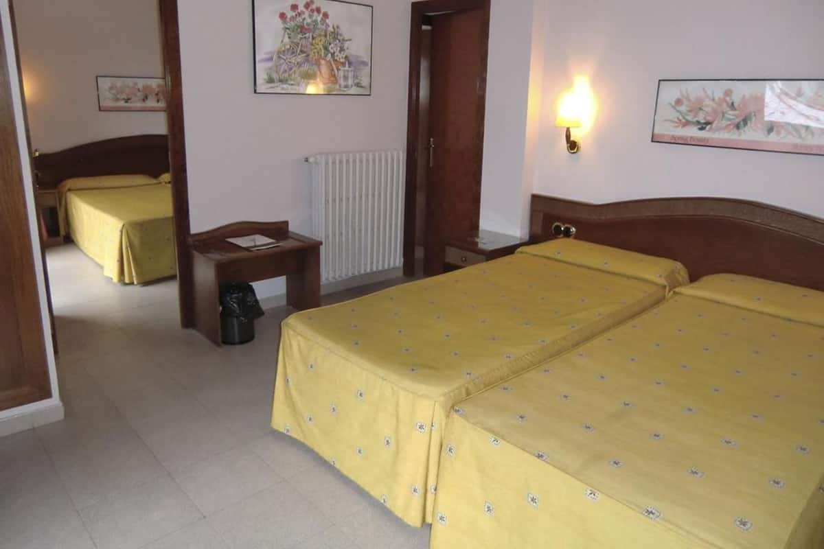 Coffres-forts dans les chambres, bureau