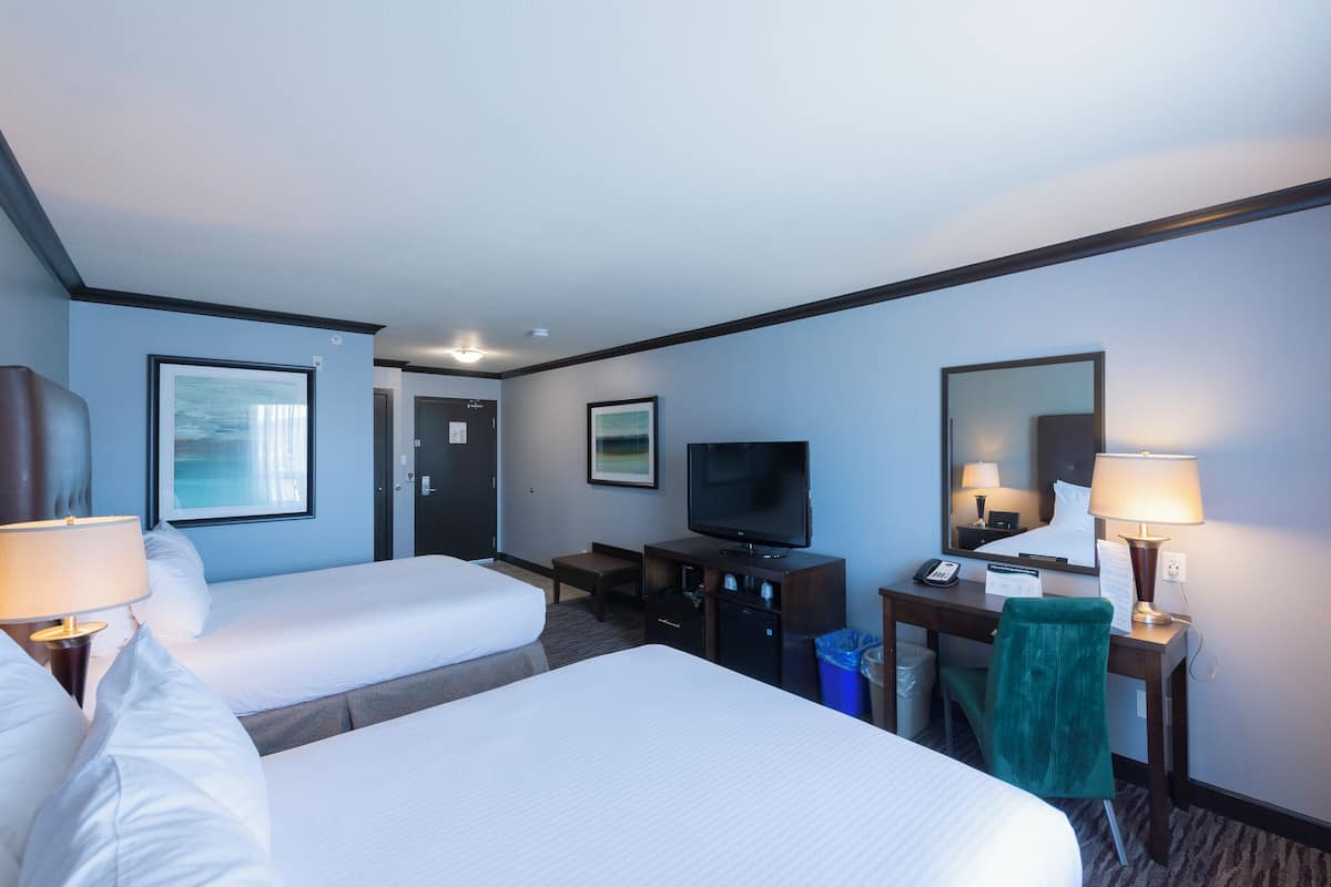 Premium bedding, blackout curtains, iron/ironing board, free WiFi