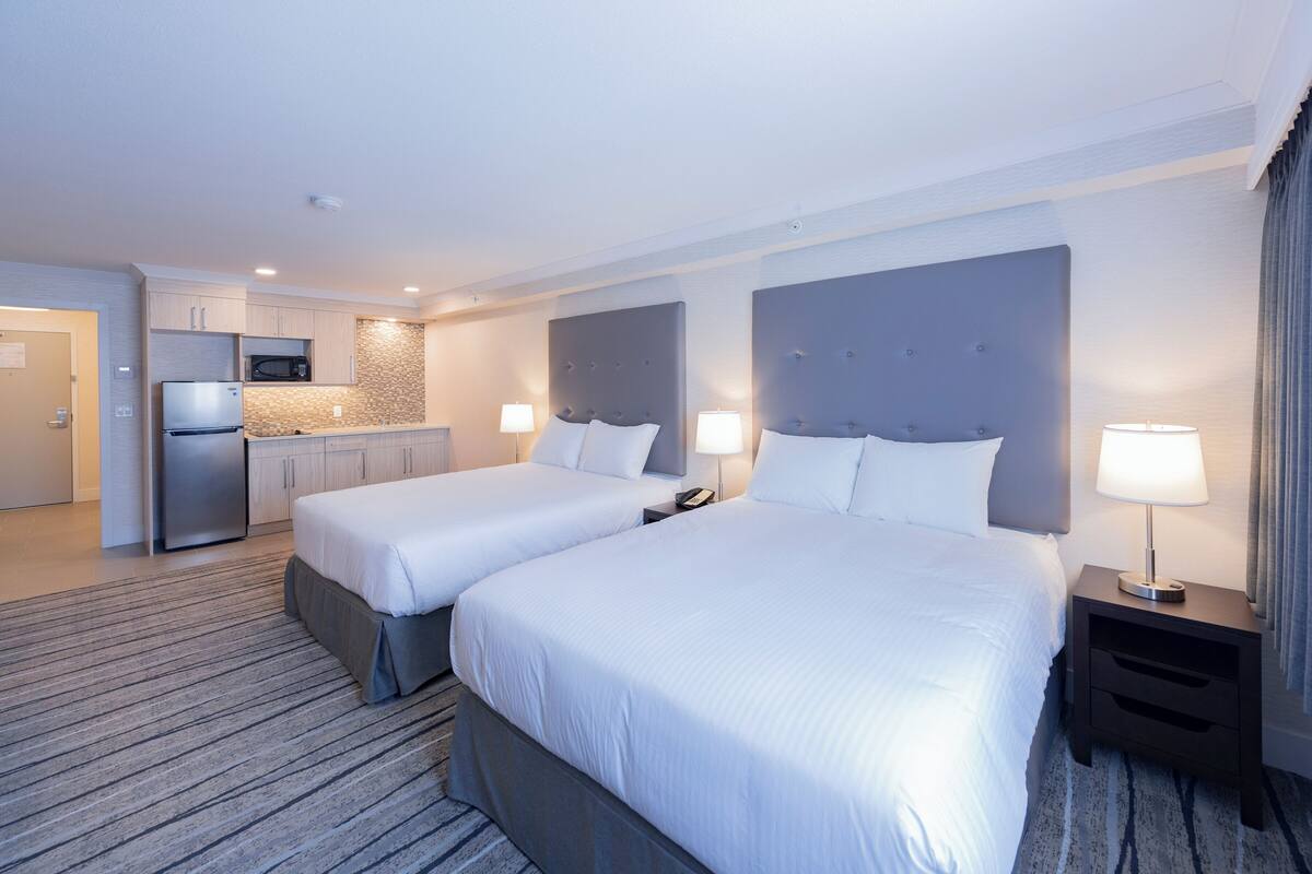Executive Room, 2 Queen Beds, Kitchen | Premium bedding, blackout curtains, iron/ironing board, free WiFi
