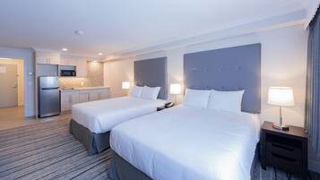 Executive-værelse - 2 queensize-senge - køkken | Premium-sengetøj, mørklægningsgardiner, strygejern/strygebræt