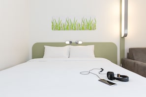 Premium bedding, desk, blackout curtains, soundproofing - Hôtel ibis budget Aix-les-Bains Nord (Gresy-sur-Aix)