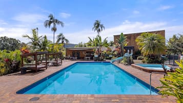 Outdoor pool, open 8:00 AM to 7:30 PM, sun loungers