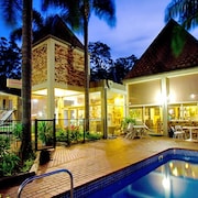 Sanctuary Resort & TreeHouse Restaurant