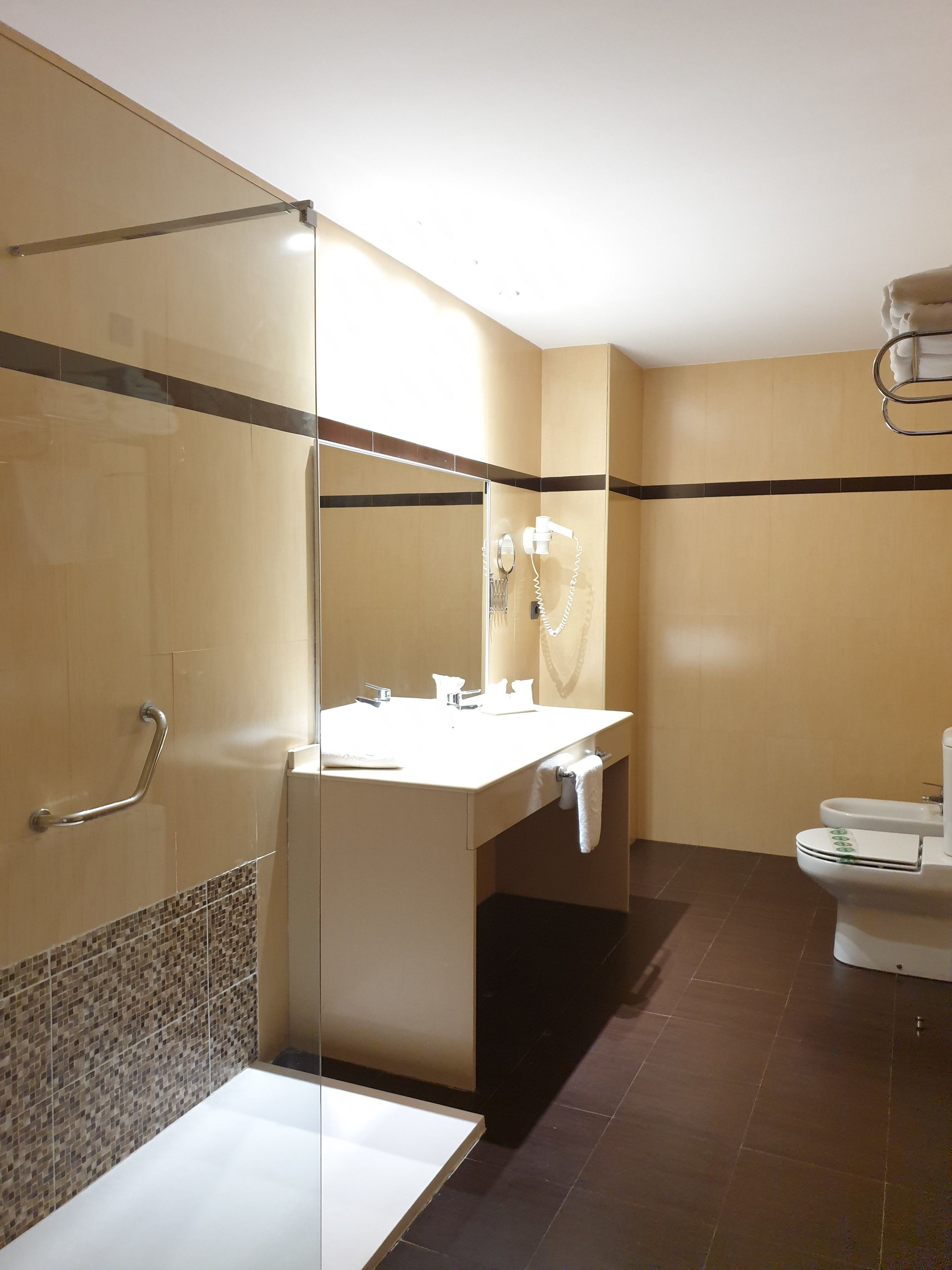 family room | bathroom | hair dryer, soap, shampoo, toilet paper