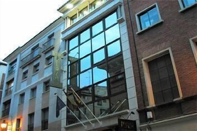 特魯埃爾廣場飯店