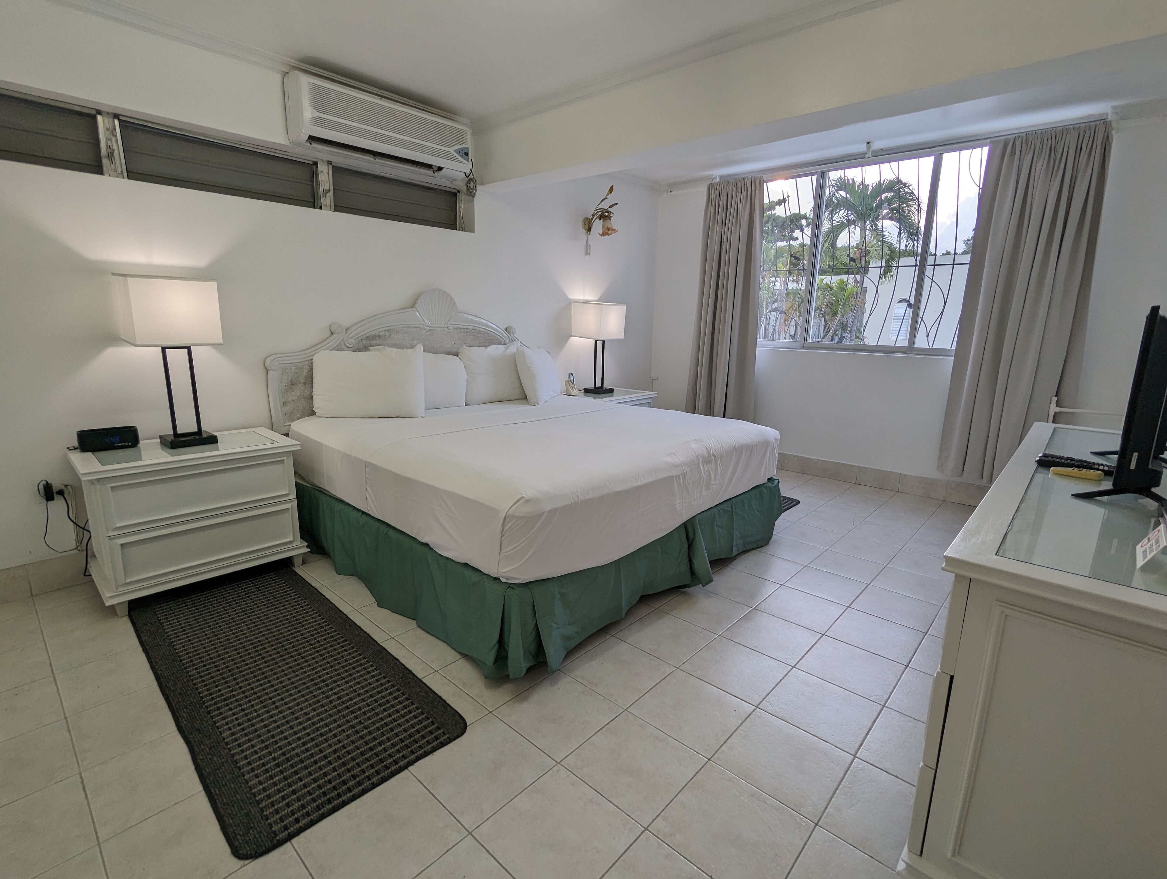 superior apartment | 1 bedroom, in-room safe, laptop workspace, blackout curtains