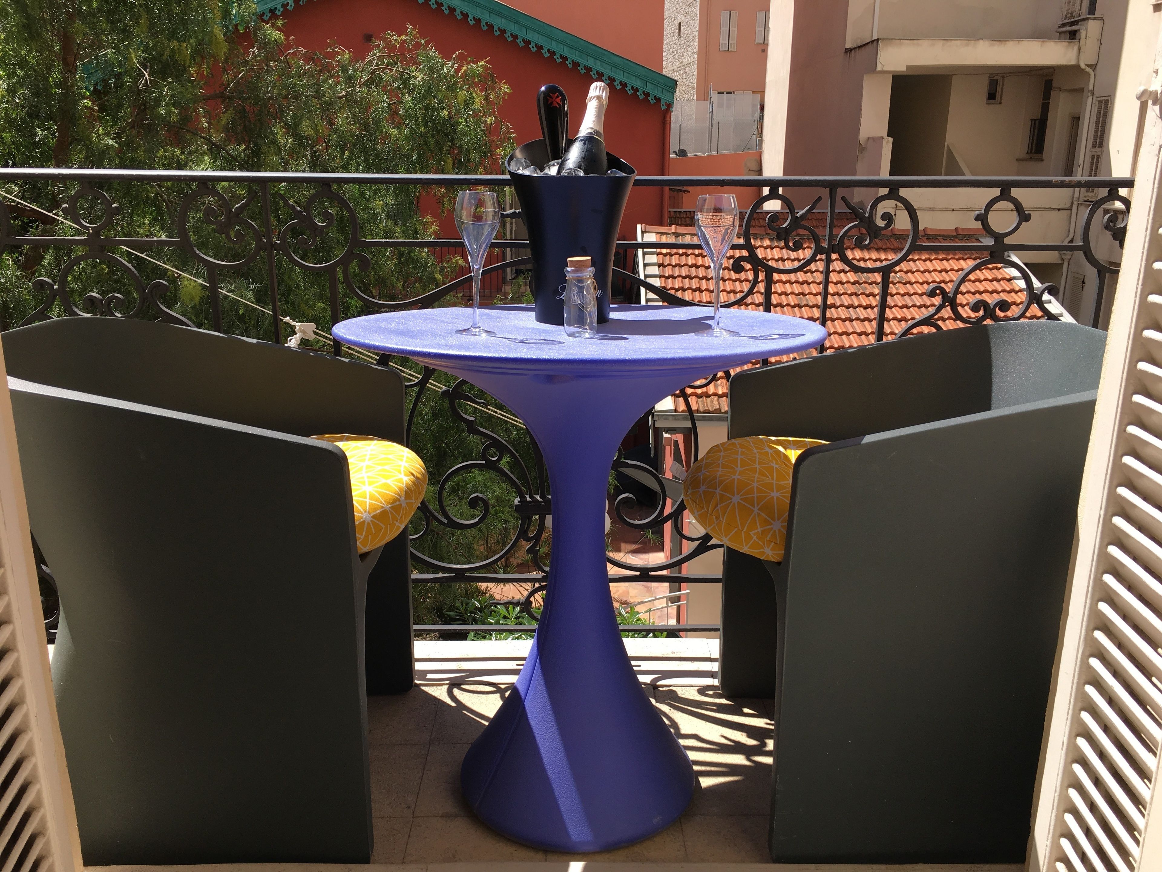 deluxe room, balcony, garden view | 1 bedroom, premium bedding, minibar, in-room safe