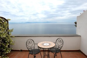 Junior Suite, 1 Bedroom, Terrace, Sea View | Teres/patio