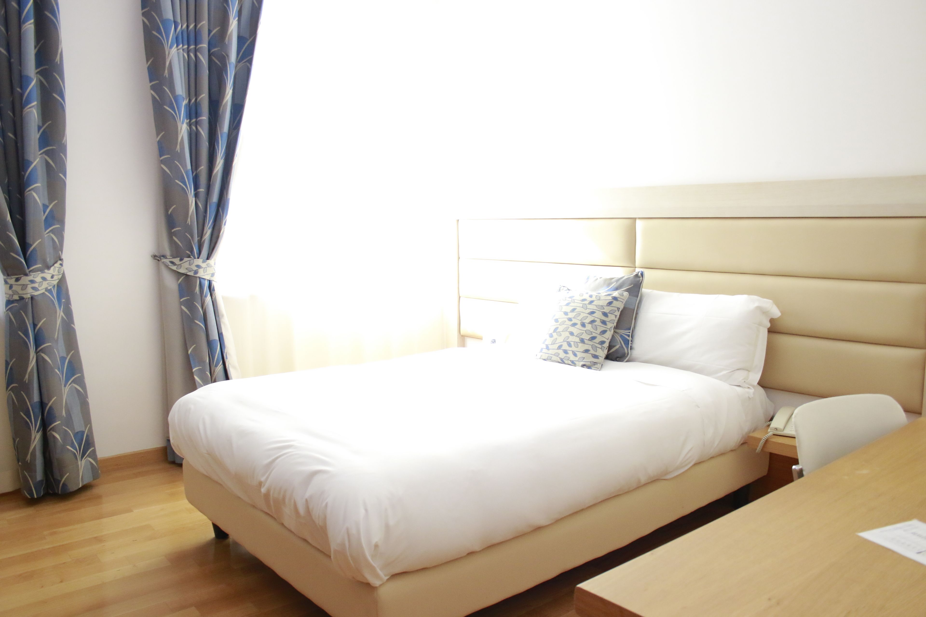 1 bedroom, premium bedding, minibar, in-room safe