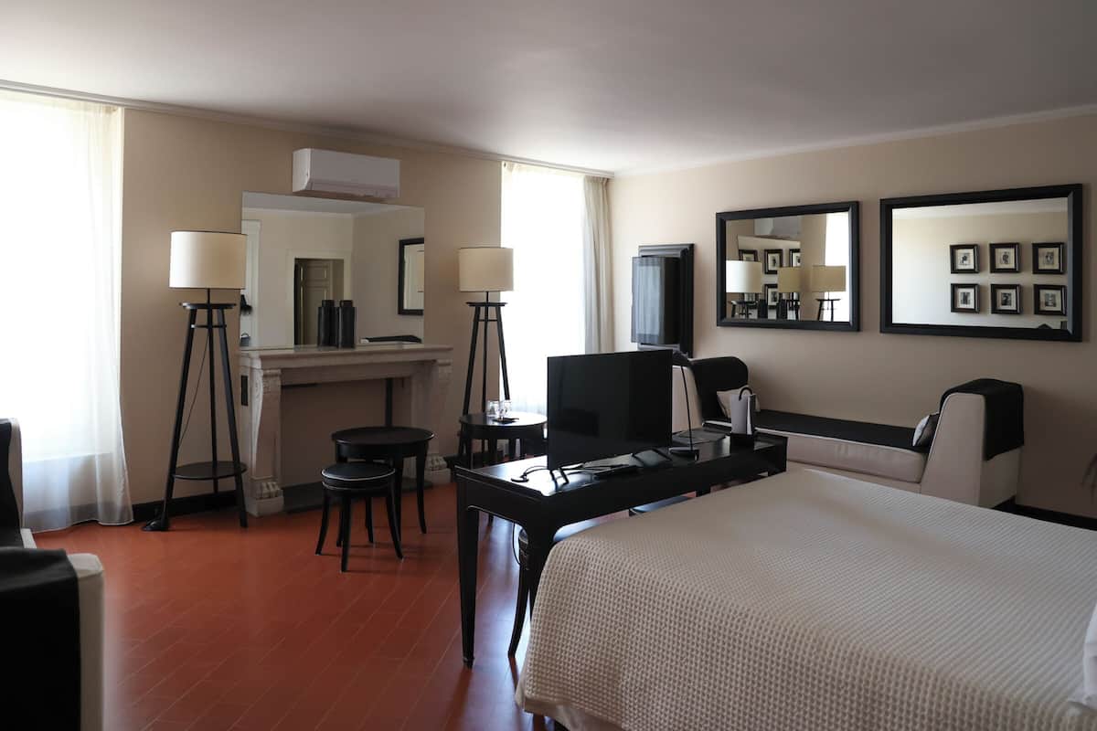 Suite executiva | 1 dormitori, roba de llit hipoal·lergògena i minibar