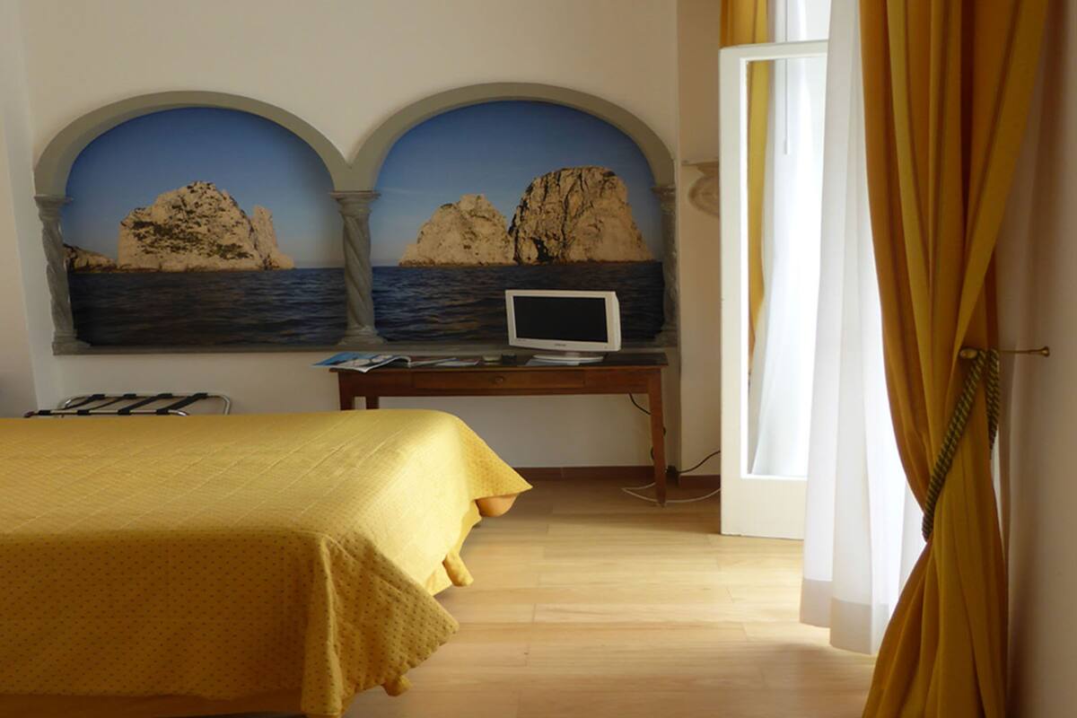 family suite | minibar, in-room safe, desk, blackout curtains