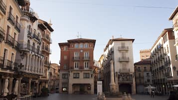 Esterni