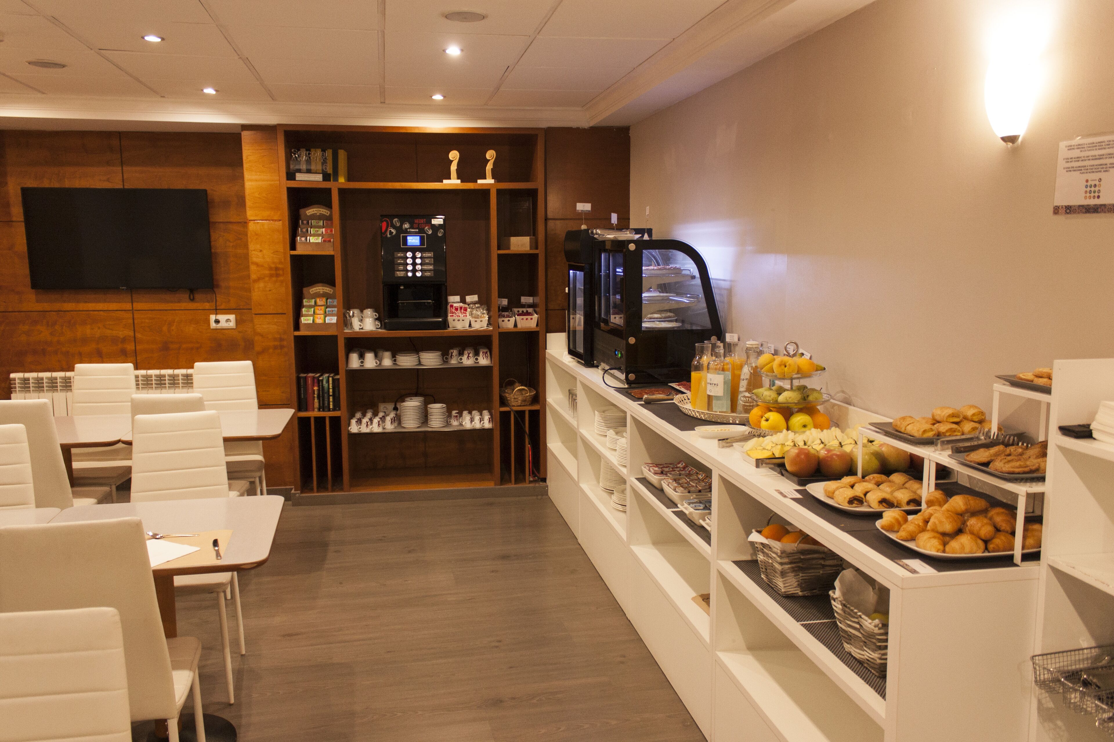 daily buffet breakfast (eur 9.90 per person)