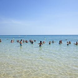 Spiaggia privata, lettini da mare, ombrelloni, teli da spiaggia
