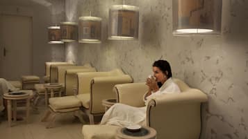 Couples treatment room(s), sauna, steam room, Turkish bath/hammam