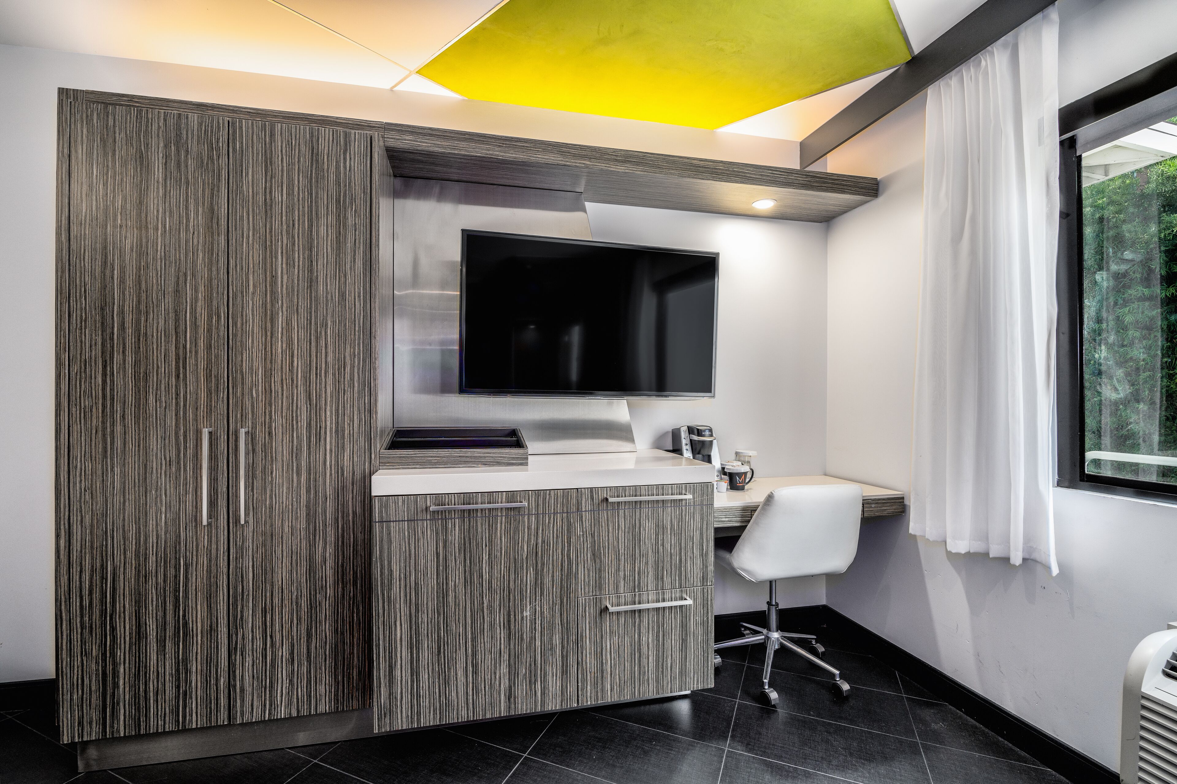 Photo - The Moment Hotel