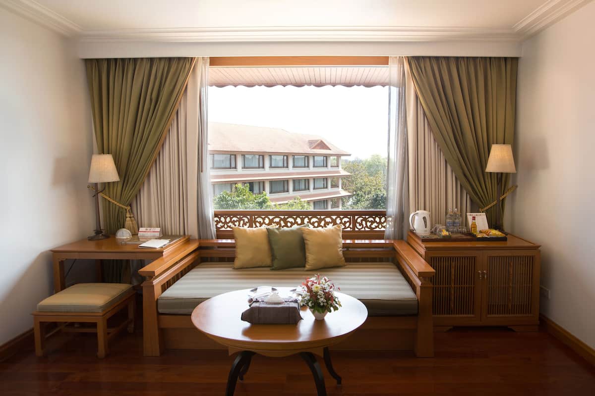 deluxe room, pool view | view from room