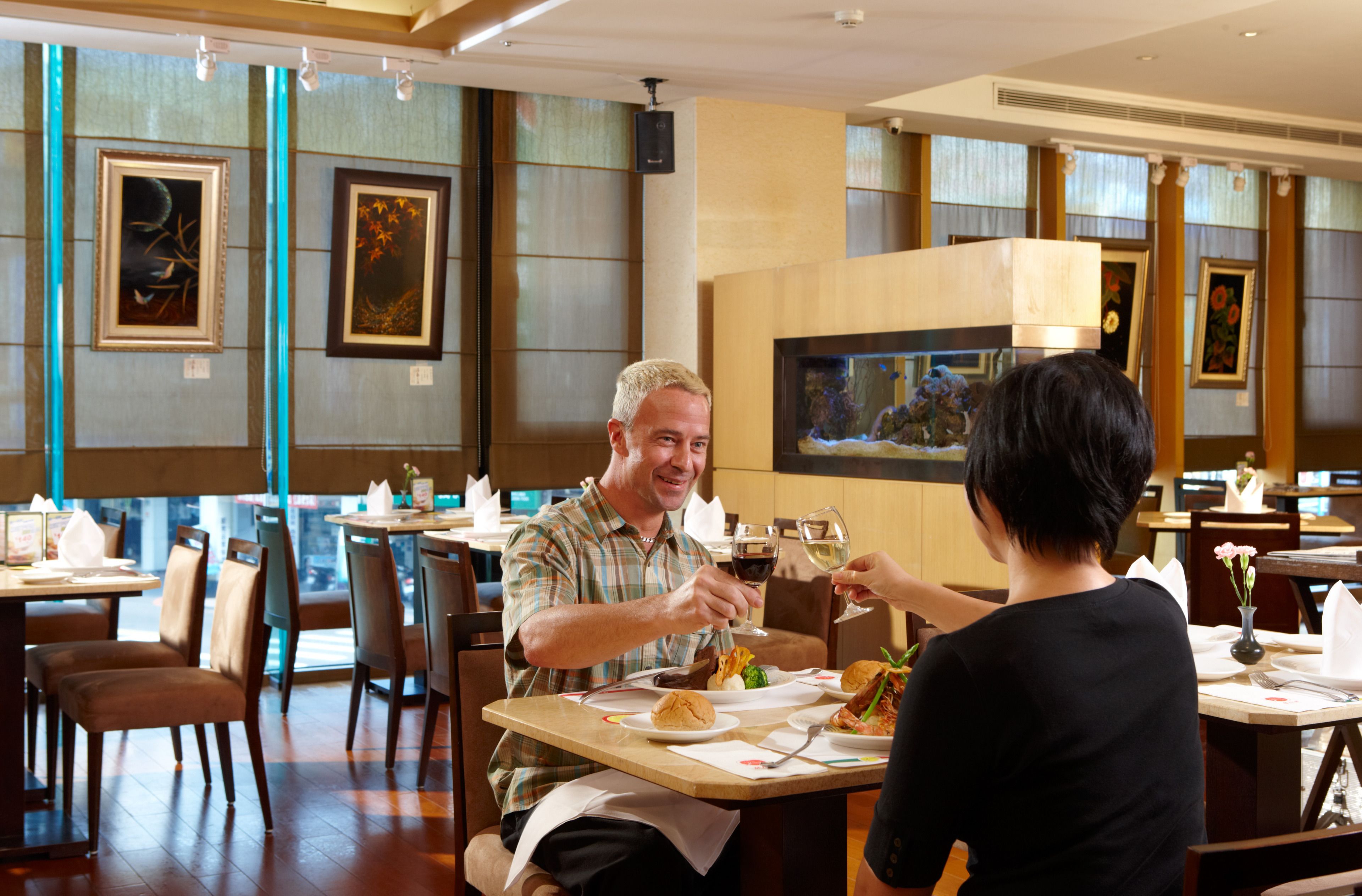 daily full breakfast (twd 198 per person)