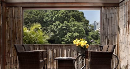 Cosmo Hotel Hong Kong
