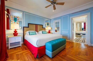 เพนท์เฮาส์ (Isola Bella, Suite) | มินิบาร์, ตู้นิรภัยในห้องพัก, โต๊ะทำงาน, ผ้าม่านกันแสง