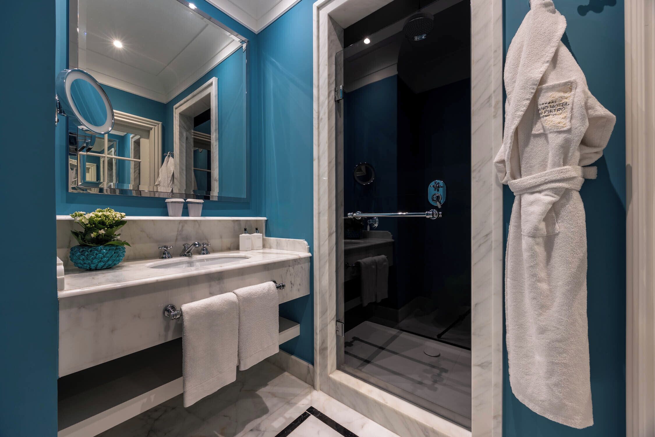 combined shower/bathtub, free toiletries, hair dryer, bathrobes