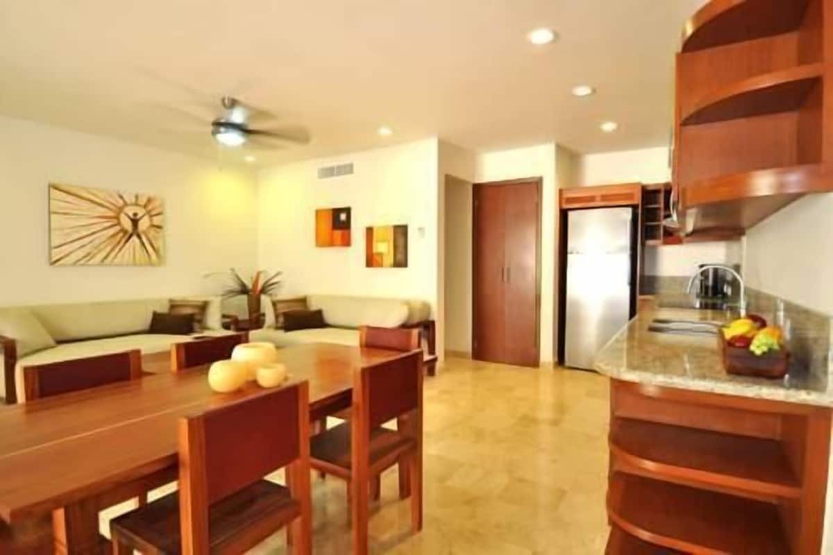 Private kitchen | High chair