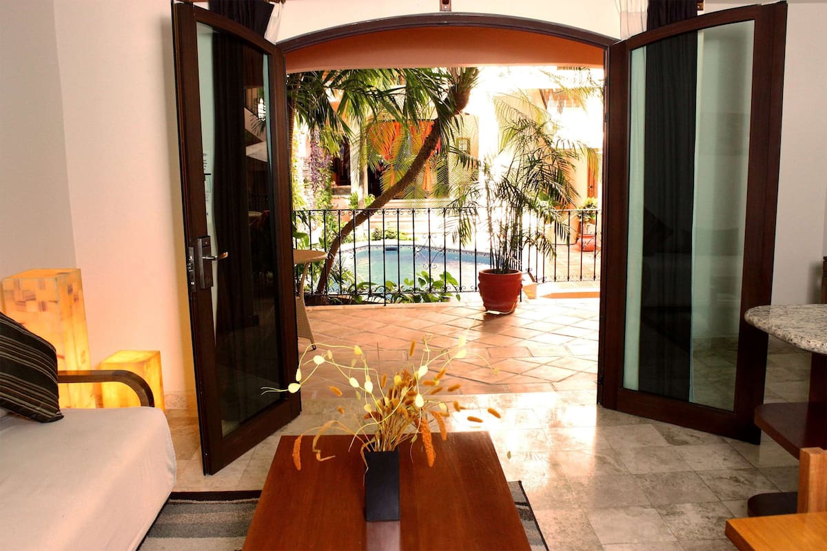 Suite, 1 Bedroom | Egyptian cotton sheets, premium bedding, pillow-top beds, in-room safe