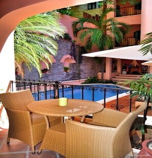 Exterior detail - Acanto Playa del Carmen, Trademark Collection by Wyndham (Playa del Carmen)