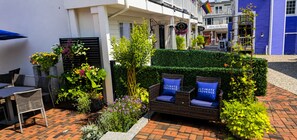 Luxury Room | Terrace/patio - Pilgrim House (Provincetown)