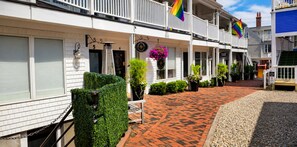 Luxury Room | Exterior - Pilgrim House (Provincetown)