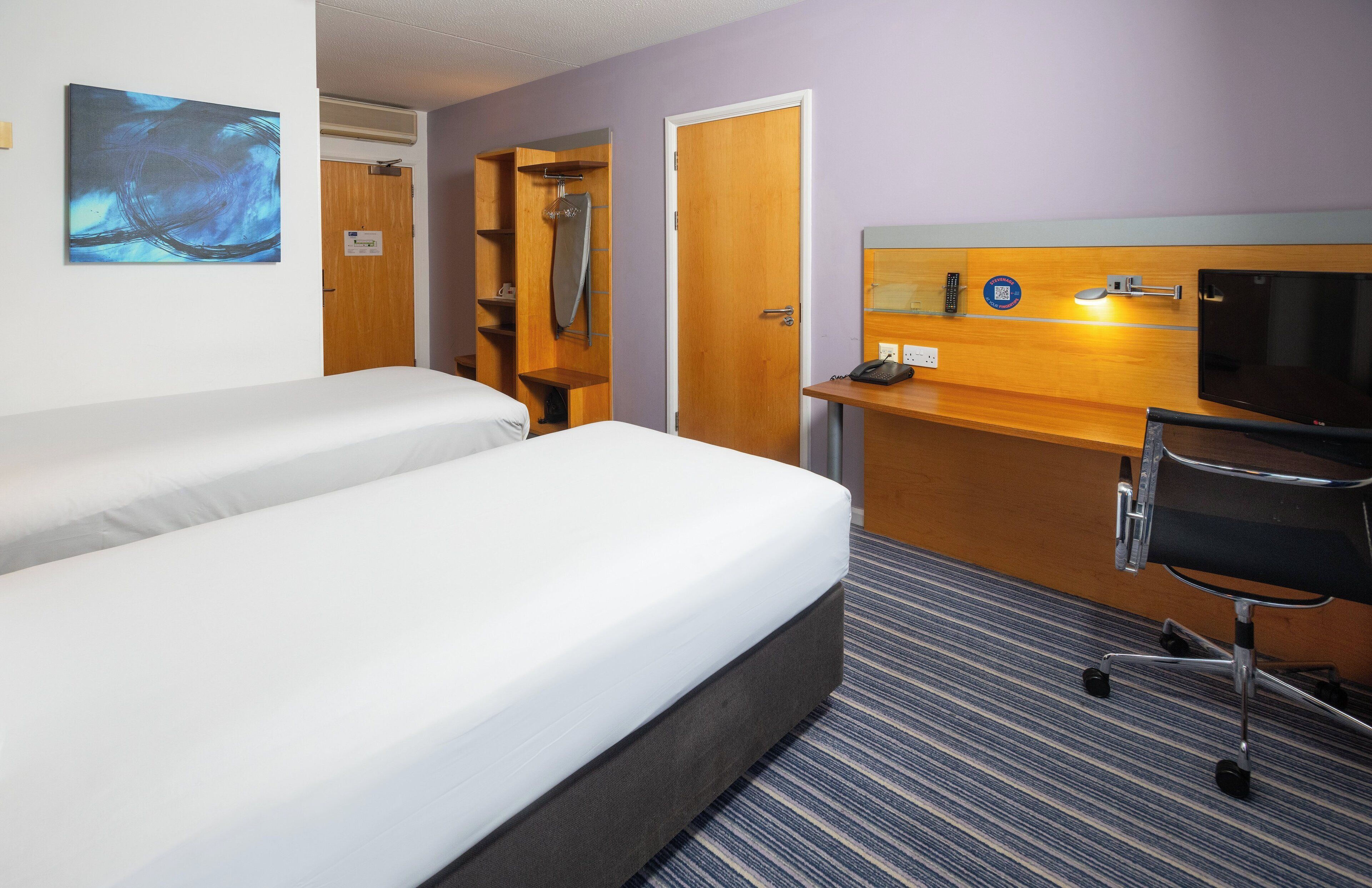 Photo - Holiday Inn Express Stevenage by IHG