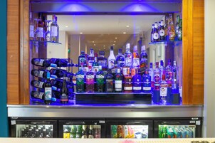 酒吧（店内）
