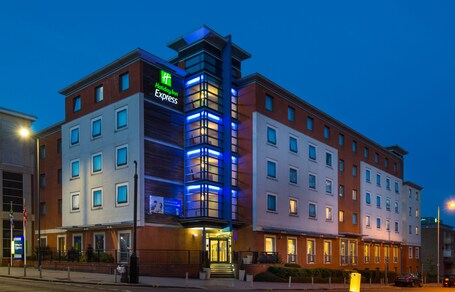 Holiday Inn Express Stevenage by IHG – Affordable hotel in Stevenage