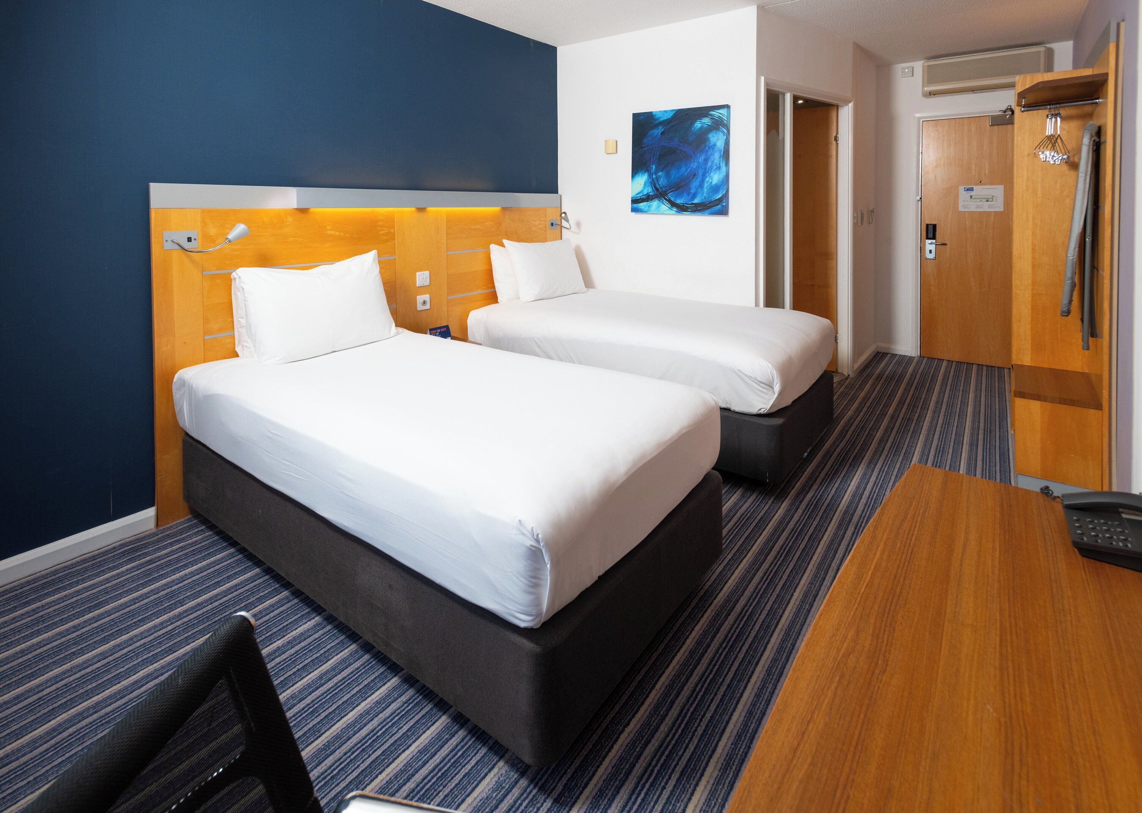 Photo - Holiday Inn Express Stevenage by IHG