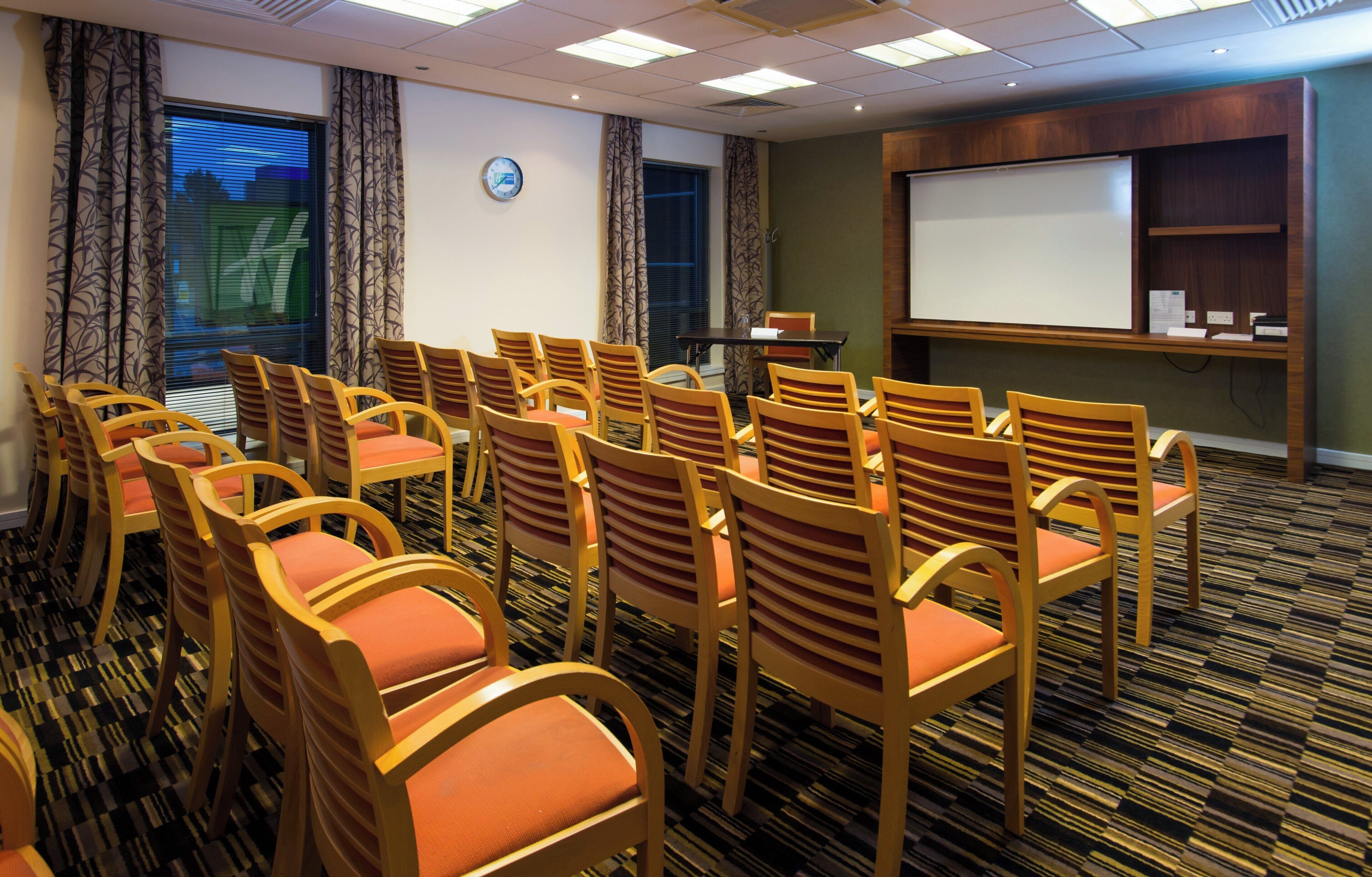 Photo - Holiday Inn Express Stevenage by IHG