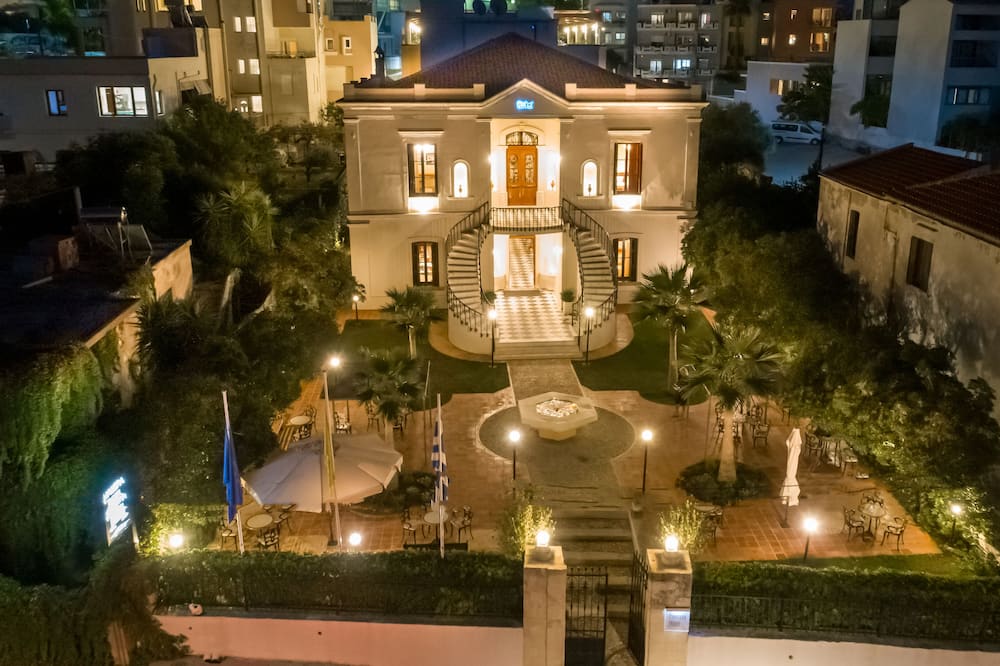 Halepa Hotel