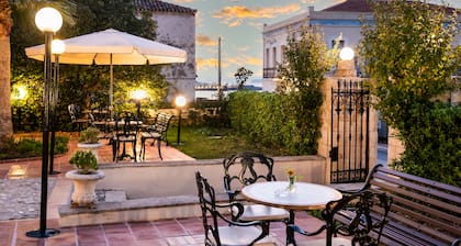 Halepa Hotel