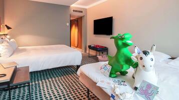 Superior Room, 1 Queen Bed with Sofa bed | 1 bedroom, pillowtop beds, in-room safe, desk