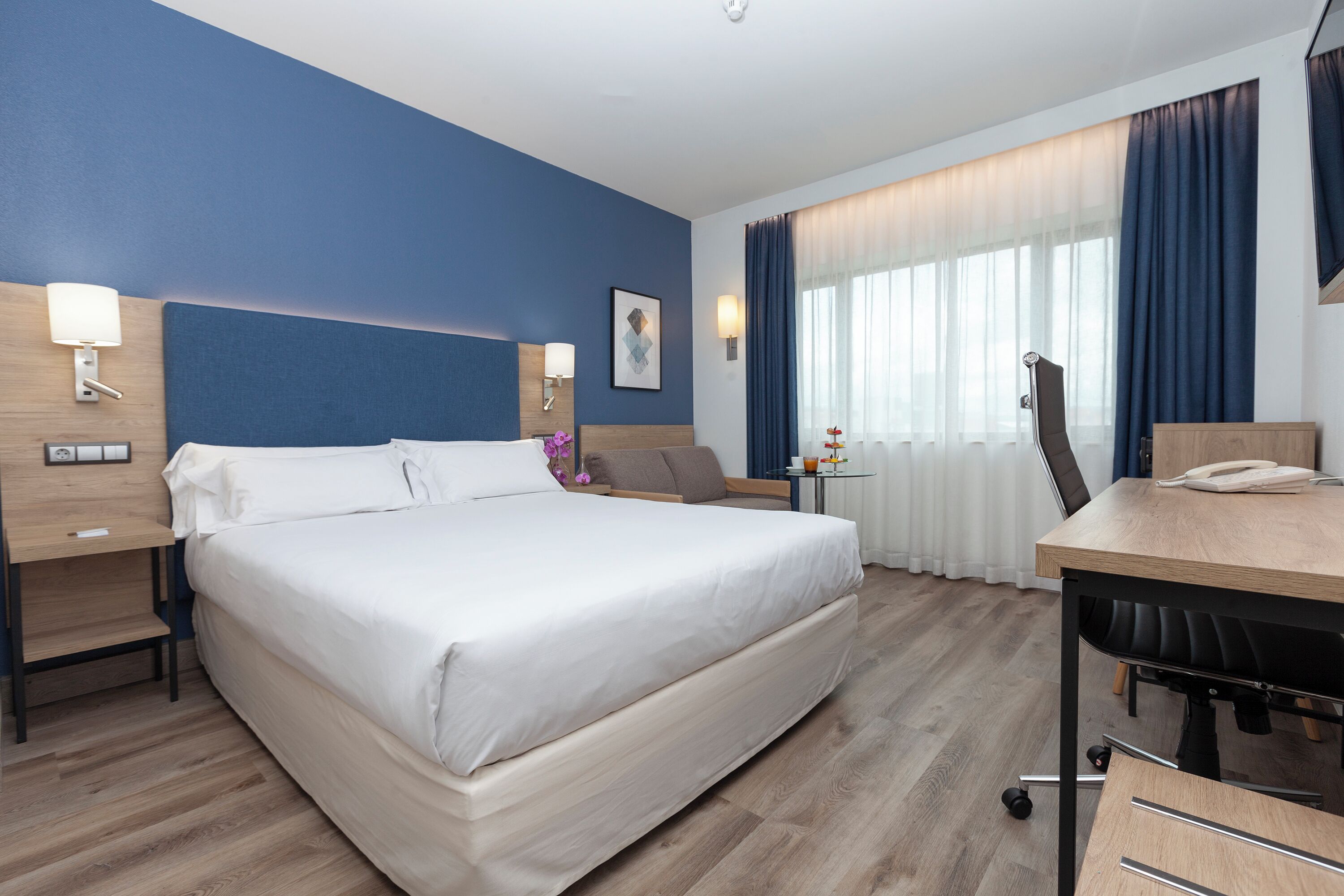 Literie de qualité supérieure, couette en duvet d'oie, minibar