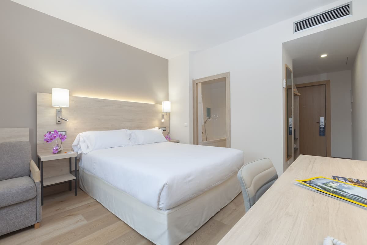 1 soveværelse, premium-sengetøj, dundyner, minibar