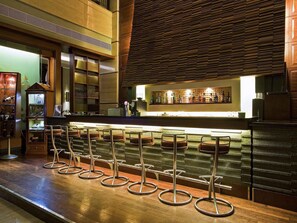 Bar (on property) - Novotel Semarang (Semarang)