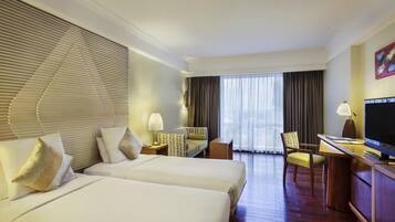 In-room safe, desk, blackout drapes, soundproofing