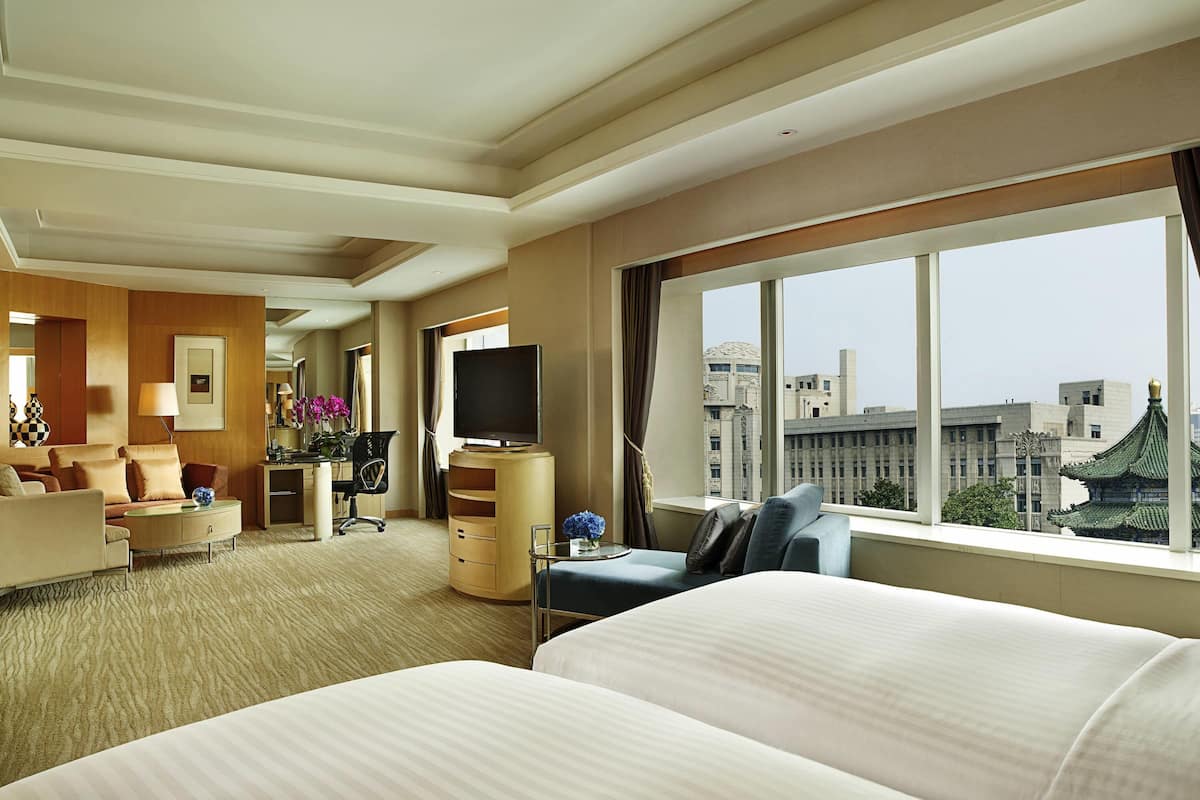 junior suite, 2 single beds, club lounge access | 1 bedroom, premium bedding, minibar, in-room safe
