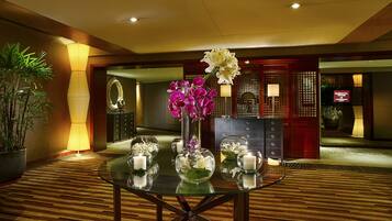 Suite, 1 Tempat Tidur King (Prestige) | Lounge eksekutif