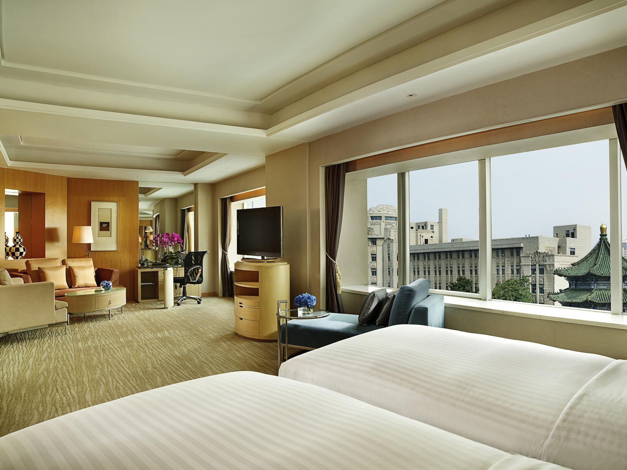 Junior Suite, 2 Single Beds, Club lounge access | Premium bedding, minibar, in-room safe, desk